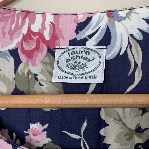 Vintage Laura Ashley Great Britain Cottagecore Floral Crop Jumpsuit Bow Pockets - Picture 9 of 12